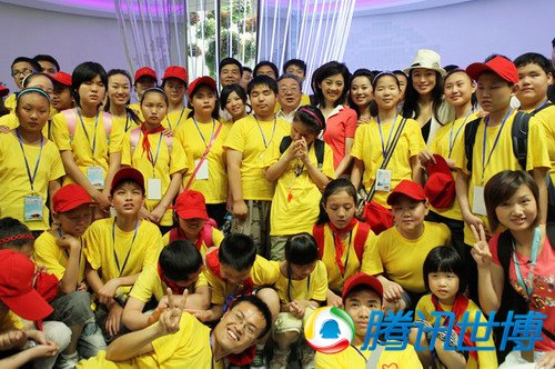 圖為活動(dòng)現(xiàn)場(chǎng)合影